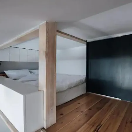 Star Dust Loft With Mezzanine & Ac - Old Town Cracóvia