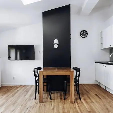 Star Dust Loft With Mezzanine & Ac - Old Town Apartamento *